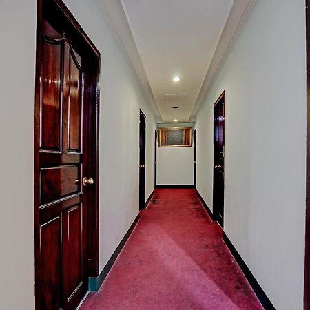 Super Oyo 91805 Hotel Wisma Bari Палембанг Екстериор снимка